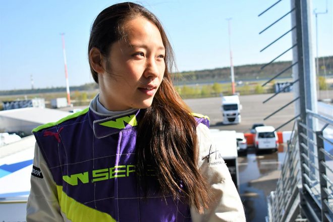 F1ドライバーになるための足がかり 小山美姫が女性向けフォーミュラ Wシリーズ で目指すもの Autosport Web 自動車情報サイト 新車 中古車 Carview