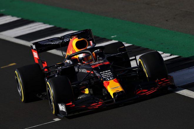 レッドブル ホンダf1 Rb16 のシェイクダウンを終えたフェルスタッペン すべて順調 とてもポジティブな一日 Autosport Web 自動車情報サイト 新車 中古車 Carview