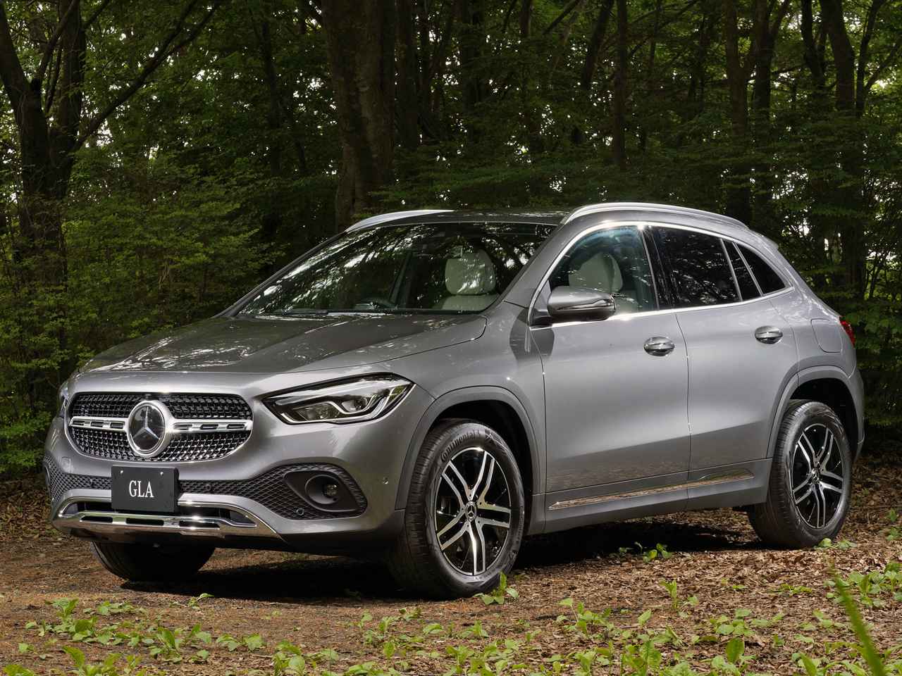 メルセデス ベンツのスタイリッシュな都市型suv Gla がフルモデルチェンジ Webモーターマガジン 自動車情報サイト 新車 中古車 Carview