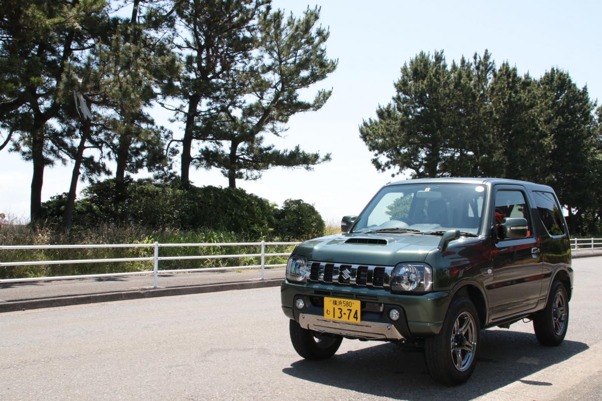 現行三代目スズキ ジムニー オンロード試乗 街乗りでも我慢はほぼ必要なし このデザインが気に入っているなら今すぐ買え Motorfan 自動車情報サイト 新車 中古車 Carview