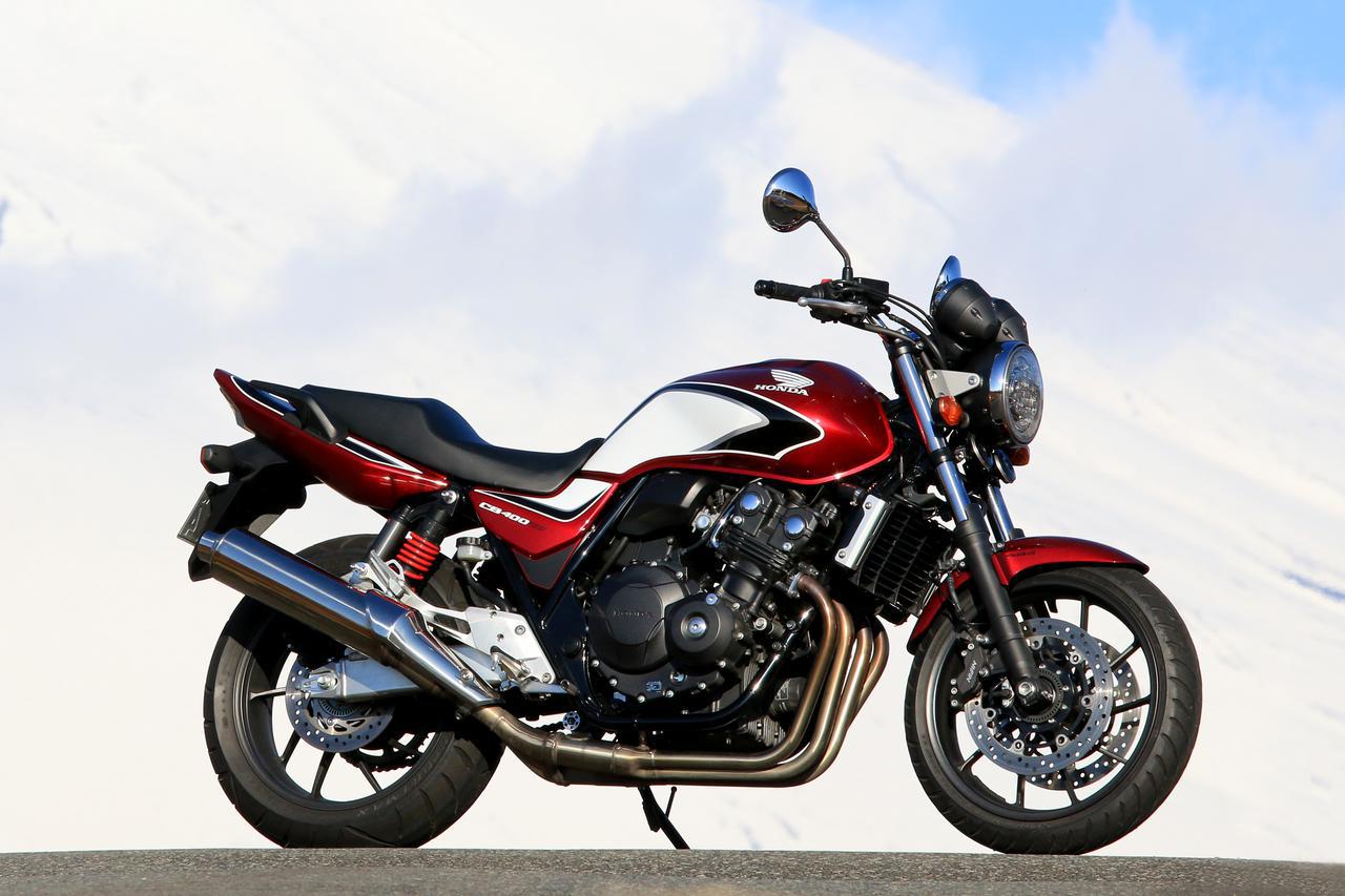 積載インプレ ホンダ Cb400 Super Four 日帰りサイズからキャンツーリング用まで4種類のバッグでパッキング テスト Webオートバイ の写真 2ページ目 自動車情報サイト 新車 中古車 Carview