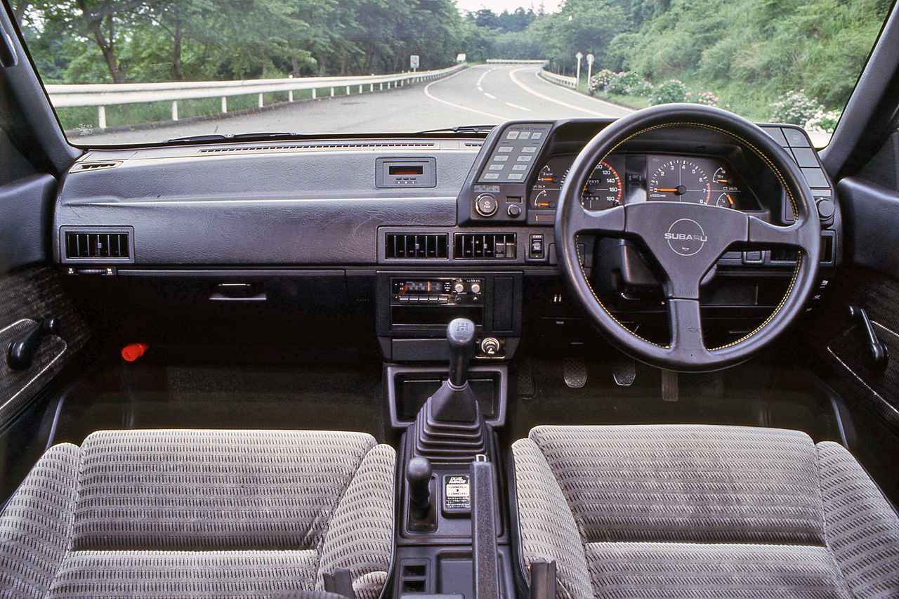 昭和の名車 166 レオーネ3ドアクーペは Rx Iiでスバル初のフルタイム4wdを採用 Webモーターマガジン 自動車情報サイト 新車 中古車 Carview