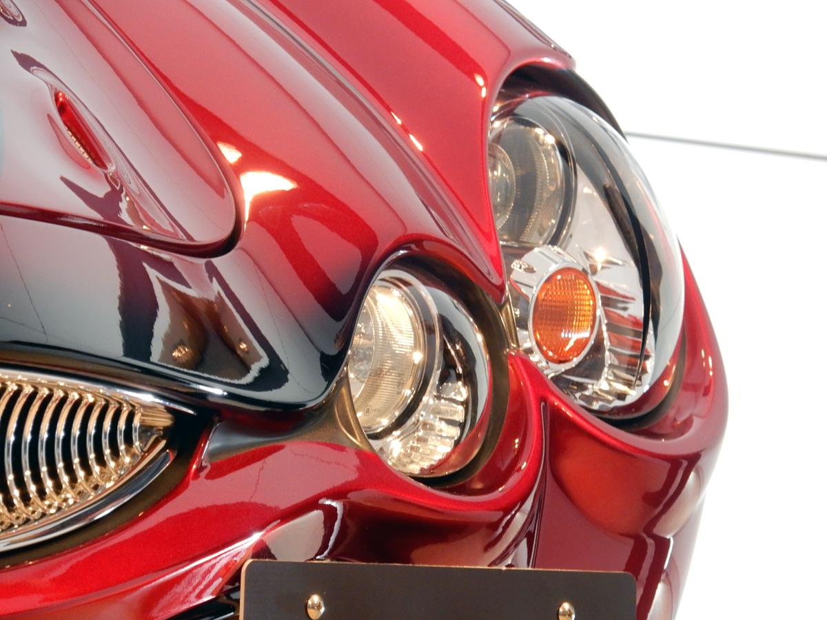 あの光岡オロチがコラボで復活 デビルマン仕様は1968万円なり Web Cartop の写真 8ページ目 自動車情報サイト 新車 中古車 Carview