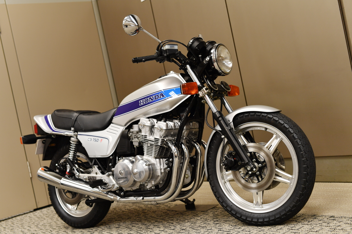 ホンダが旧車２輪の部品供給を拡大 Cb750f Nsr250を含む３車種用を再販へ Auto Messe Web 自動車情報サイト 新車 中古車 Carview