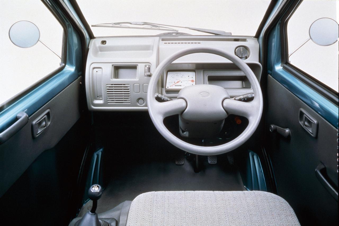 今日は何の日 ダイハツ ミゼットii発売 名車復活 23年前 1996年4月5日 Webモーターマガジン 自動車情報サイト 新車 中古車 Carview