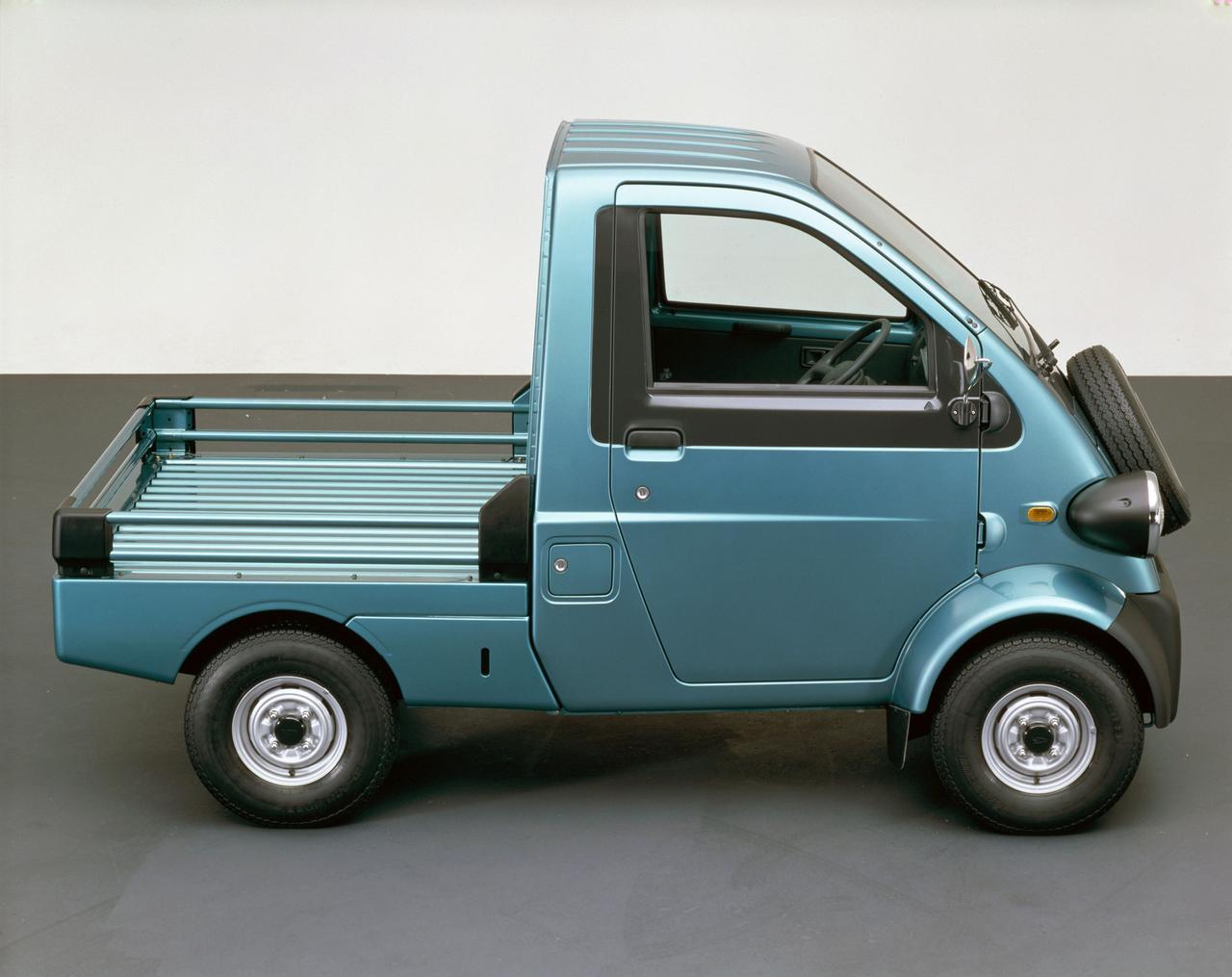 今日は何の日 ダイハツ ミゼットii発売 名車復活 23年前 1996年4月5日 Webモーターマガジン 自動車情報サイト 新車 中古車 Carview