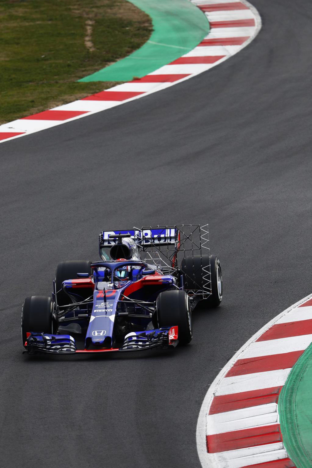 開幕まであと3週間 今年は期待したいホンダf1 Red Bull Toro Rosso Honda 新型マシン Str13 を公開 Motorfan の写真 6ページ目 自動車情報サイト 新車 中古車 Carview