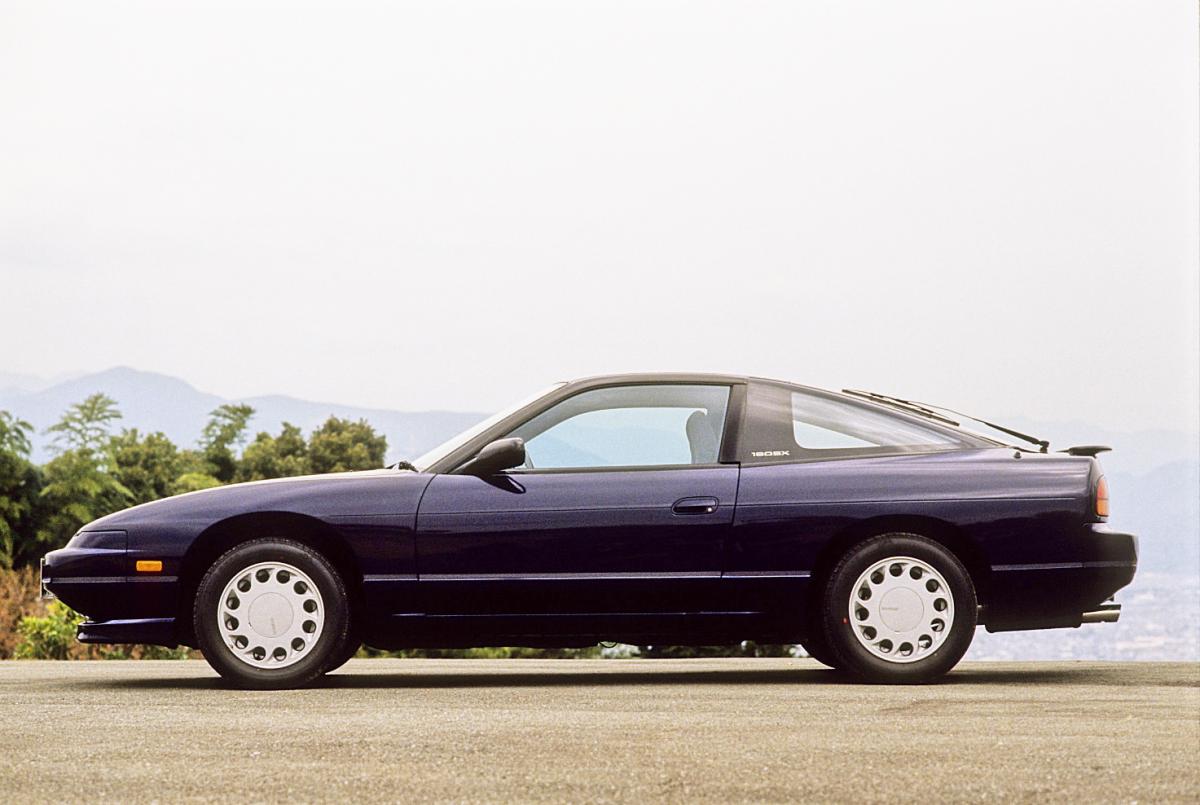 今中古車価格が高騰 30年前に絶大な人気を誇った名車 日産180sx とは Web Cartop 自動車情報サイト 新車 中古車 Carview