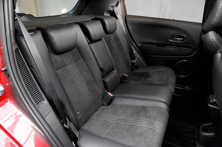 ホンダ ヴェゼル ハイブリッド Rs 流行りモノだと正直見くびってました Carview 自動車情報サイト 新車 中古車 Carview