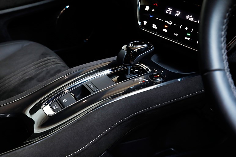 ホンダ ヴェゼル ハイブリッド Rs 流行りモノだと正直見くびってました Carview 自動車情報サイト 新車 中古車 Carview
