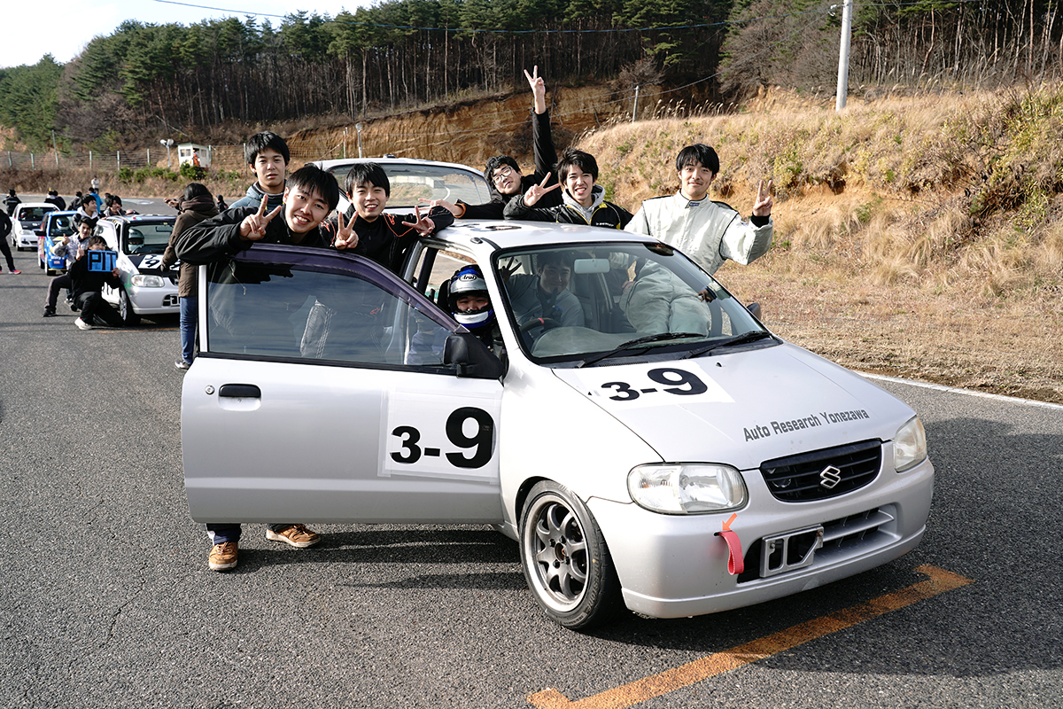 若者のクルマ離れなんて誰が言った 学生たちが軽自動車レースにハマる理由 Auto Messe Web 自動車情報サイト 新車 中古車 Carview