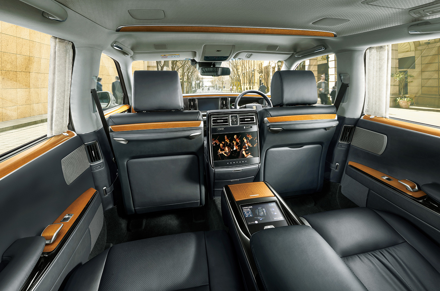 これぞ日本最高級車降臨 トヨタ新型センチュリー発表 ベストカーweb の写真 2ページ目 自動車情報サイト 新車 中古車 Carview