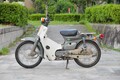 前後カメラで守りを固める。SUPER CUB90にドライブレコーダーを装着するのだ。作業編〈若林浩志のスーパー・カブカブ・ダイアリーズ Vol.22〉