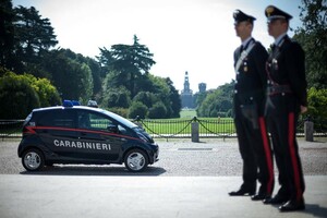 三菱自動車、イタリア国家治安警察隊に電気自動車「i-MiEV」を23台納車