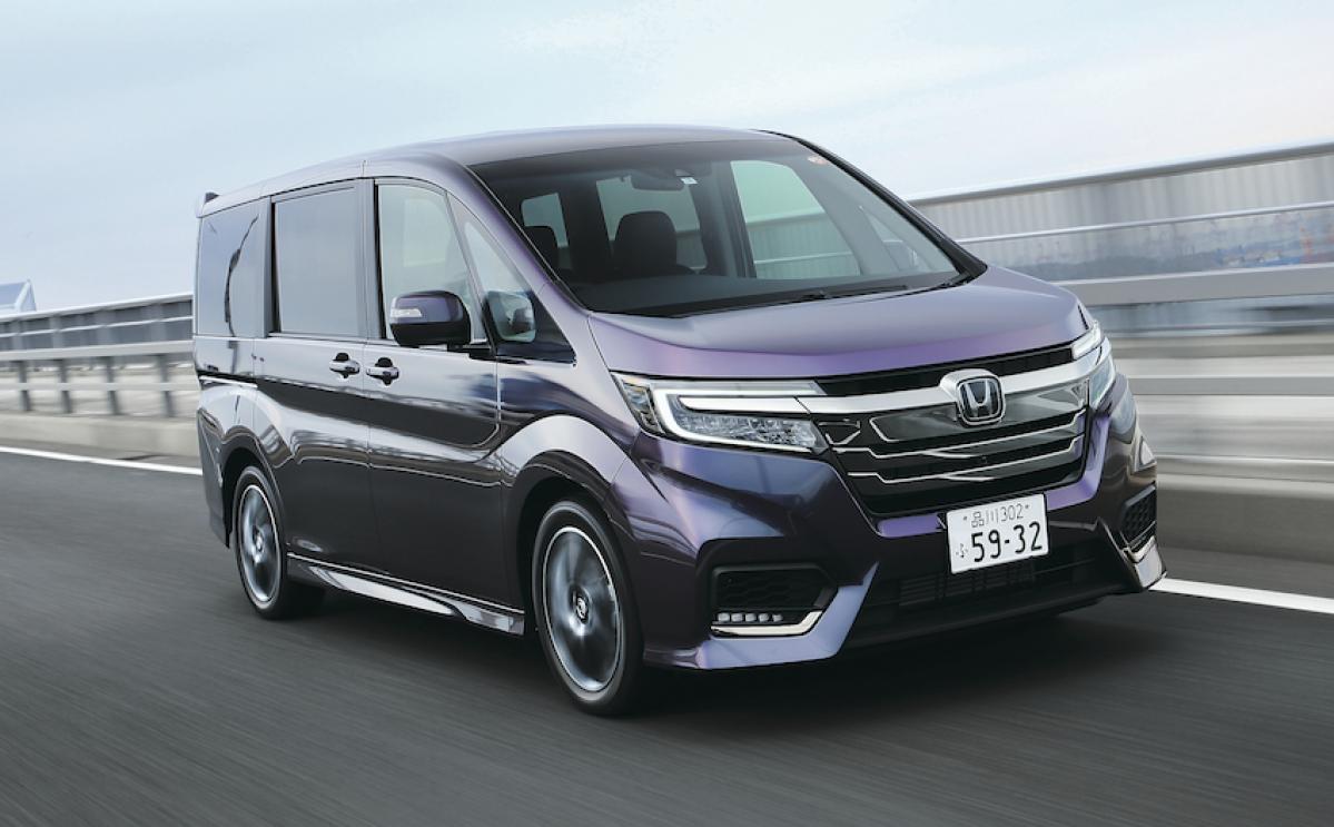 ホンダ ステップワゴン スパーダ 押し出し感のある迫力フェイスと効率的なハイブリッドの採用で ライバルを打倒する商品力を強化 Motorfan 自動車情報サイト 新車 中古車 Carview