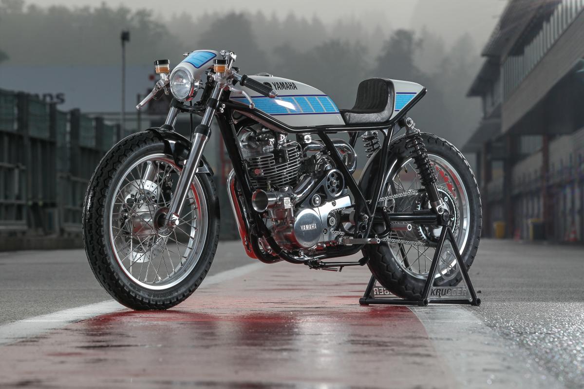 カフェレーサーってそもそも何 超絶にカッコイイけれど意味わからず Z900rsカフェとかw800カフェとかsr400とか Motorfan 自動車情報サイト 新車 中古車 Carview