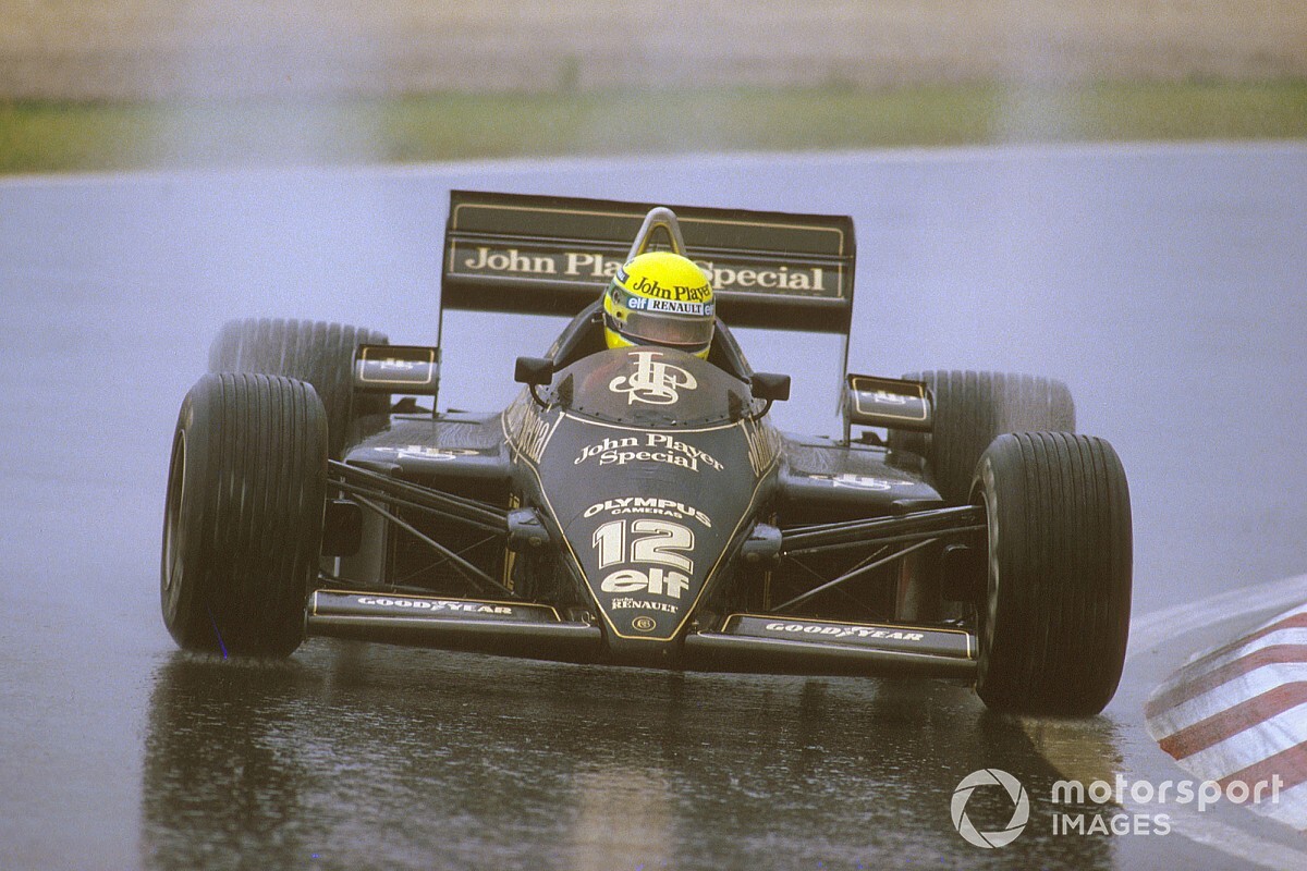 Ｆ１マシンのタイヤ＋ホイール　本物　アイルトン・セナ？　当時物 アイルトン・セナが「F1初優勝を挙げた伝説のマシン」を精密模型