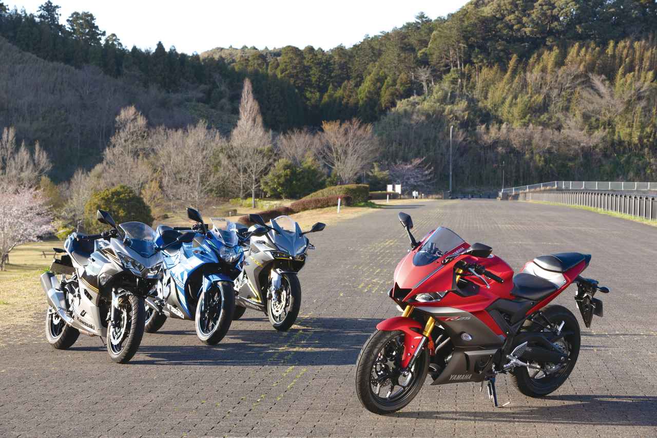 フルカウル250cc徹底検証 2 毎日乗っても面白い相棒はドレだ Yzf R25 Cbr250rr Gsx250r Ninja250 試乗インプレ Webオートバイ 自動車情報サイト 新車 中古車 Carview