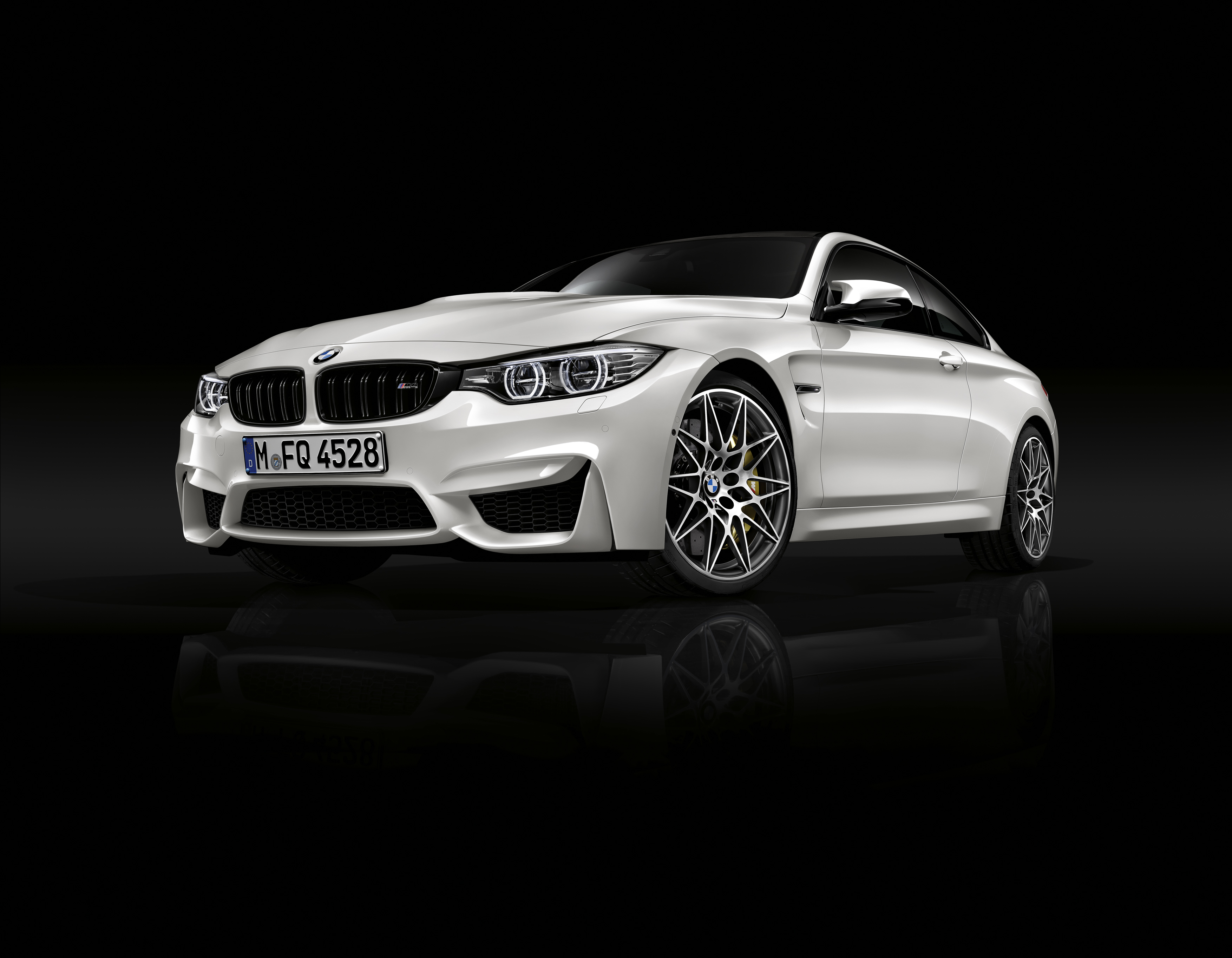 Bmw Bmw M3セダンおよびm4クーペに コンペティション パッケージ をオプション設定 Auto Prove 自動車情報サイト 新車 中古車 Carview