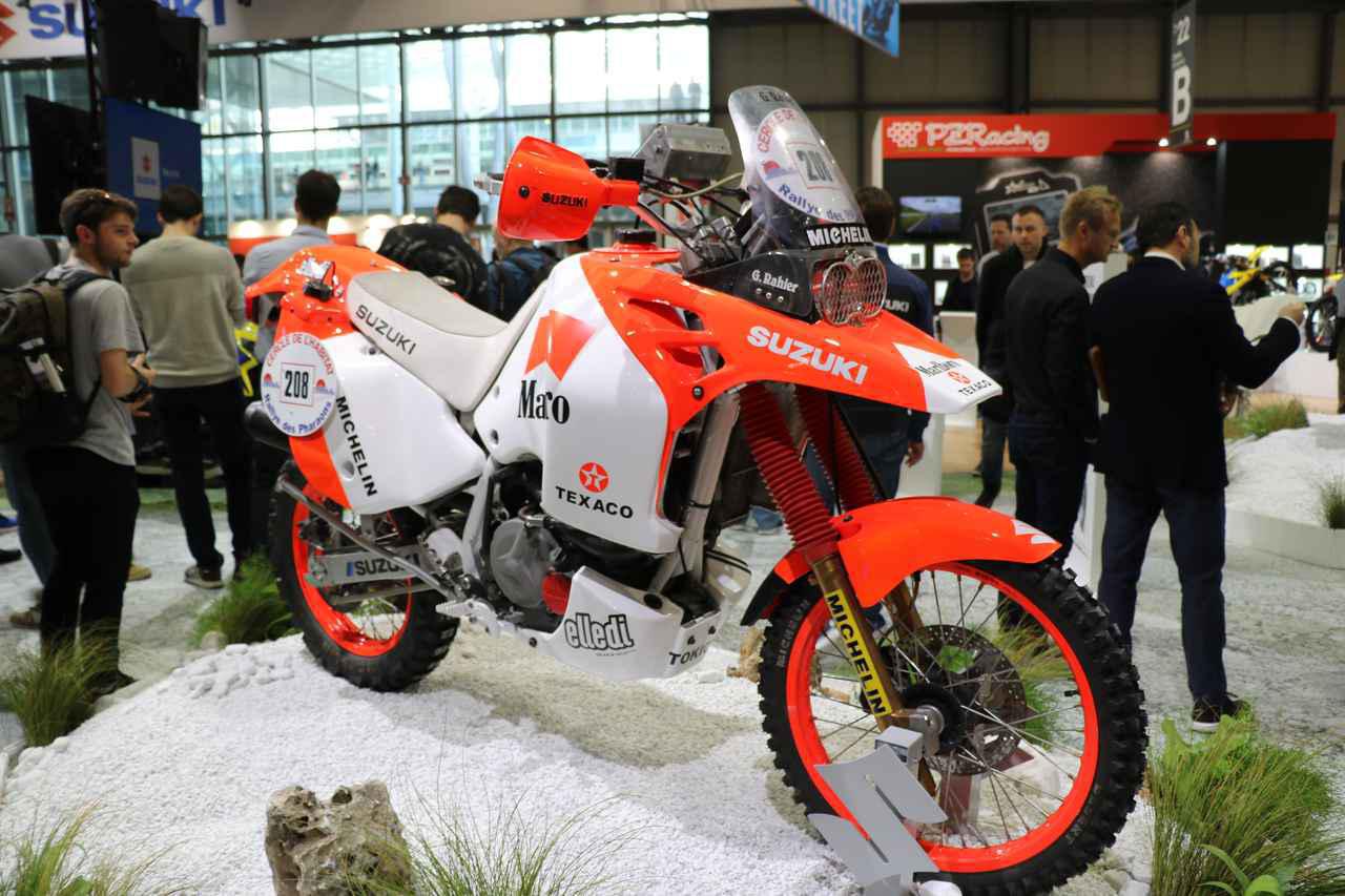 スズキの新型 Vストローム1050 Xt は好みの分かれるカラーバリエーション それぞれの人気ナンバーワンはどれか Webオートバイ 自動車情報サイト 新車 中古車 Carview