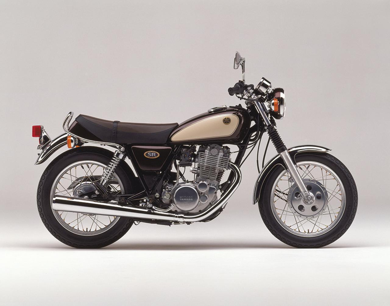 90年代の ストリートカスタムブーム の中心にいたバイクたち トラッカー ビッグスクーター編 花の90年代組 Webオートバイ 自動車情報サイト 新車 中古車 Carview