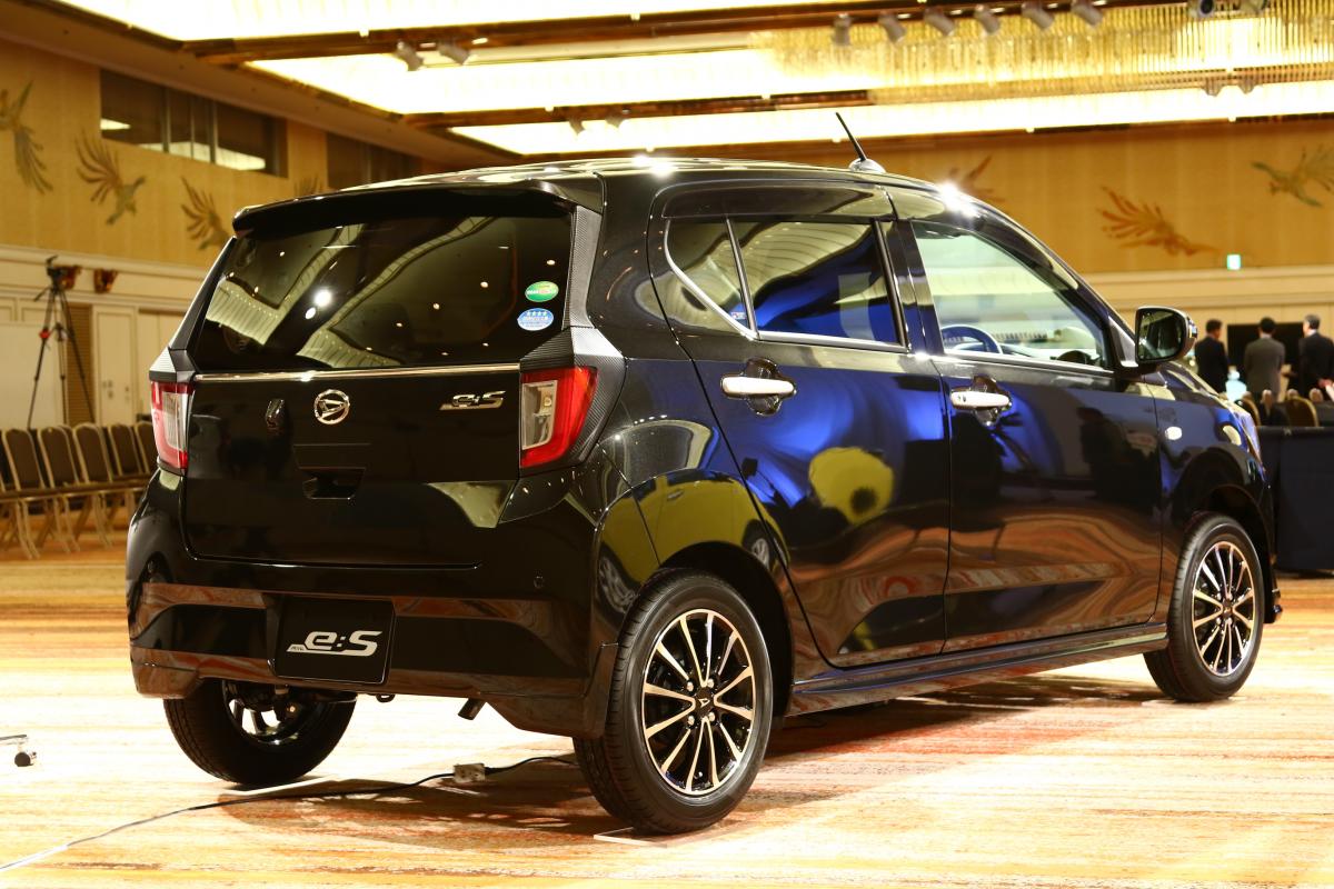 燃費だけじゃない 安全 安心を追求した軽ダイハツ ミラ イースがフルモデルチェンジ Web Cartop 自動車情報サイト 新車 中古車 Carview