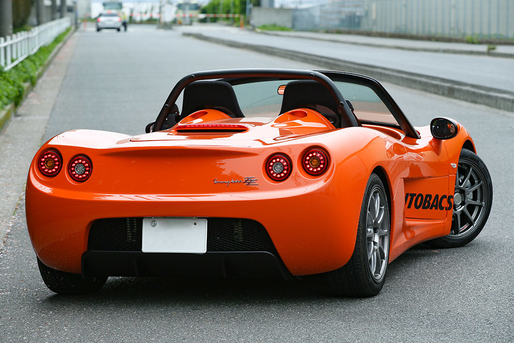 本格evスポーツカーをnob谷口が公道で試す トミーカイラzz Evが切り開く電気自動車の未来とは Web Option 自動車情報サイト 新車 中古車 Carview