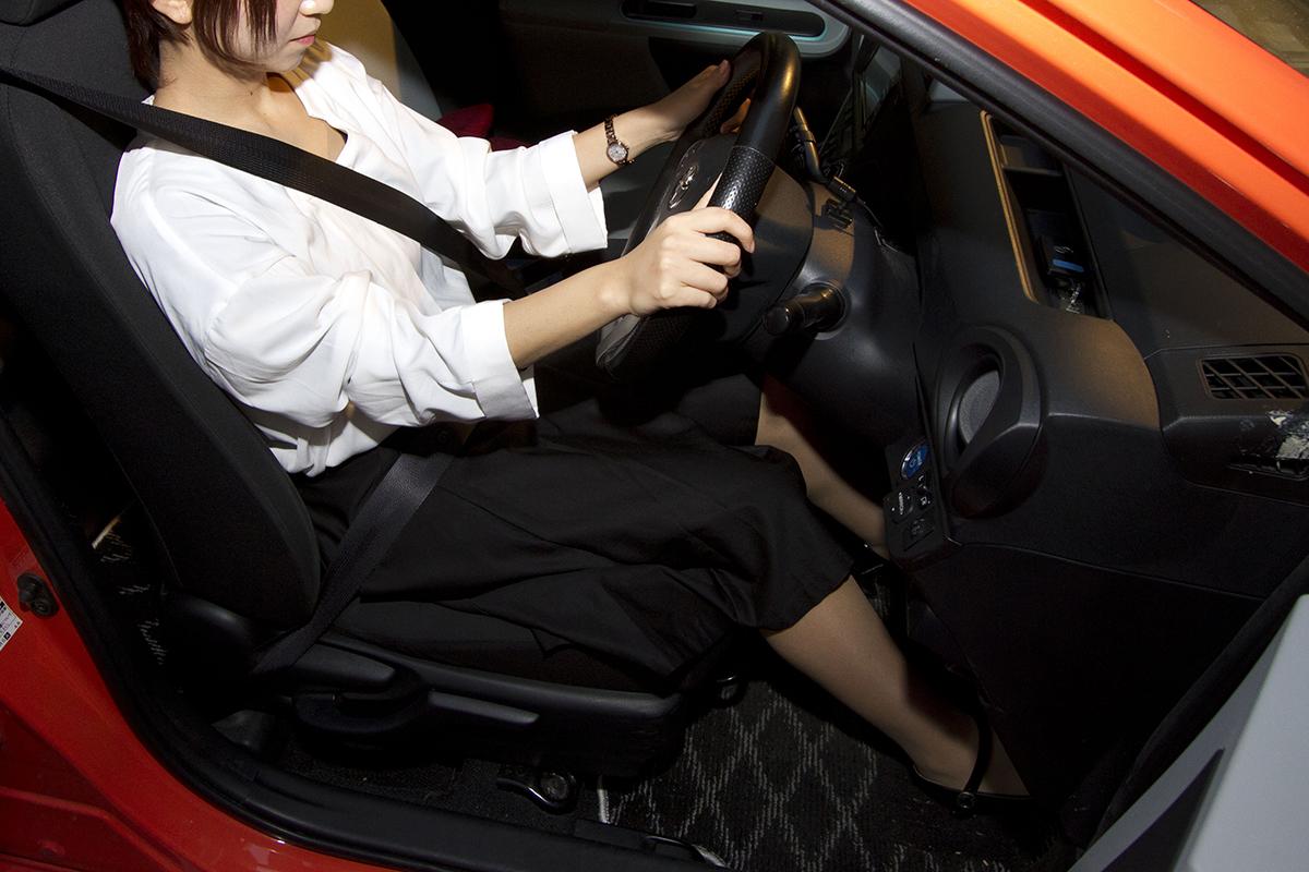 レーシングドライバーが直伝 本当に正しいドライビングポジションとは Web Cartop 自動車情報サイト 新車 中古車 Carview