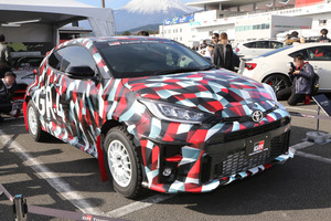 【動画あり】新型「ヤリス」の3ドア版！ トヨタがスポーツブランド「GR」仕様を初披露
