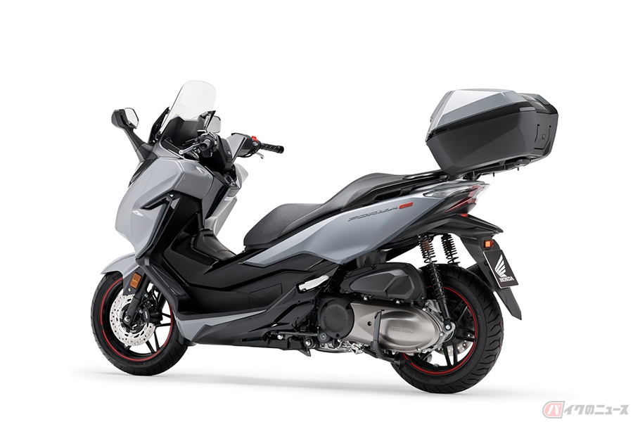 ホンダ新型 フォルツァ300 Limited Edition 登場 生誕20年目を迎えた長寿モデルに特別仕様車が登場 バイクのニュース 自動車情報サイト 新車 中古車 Carview