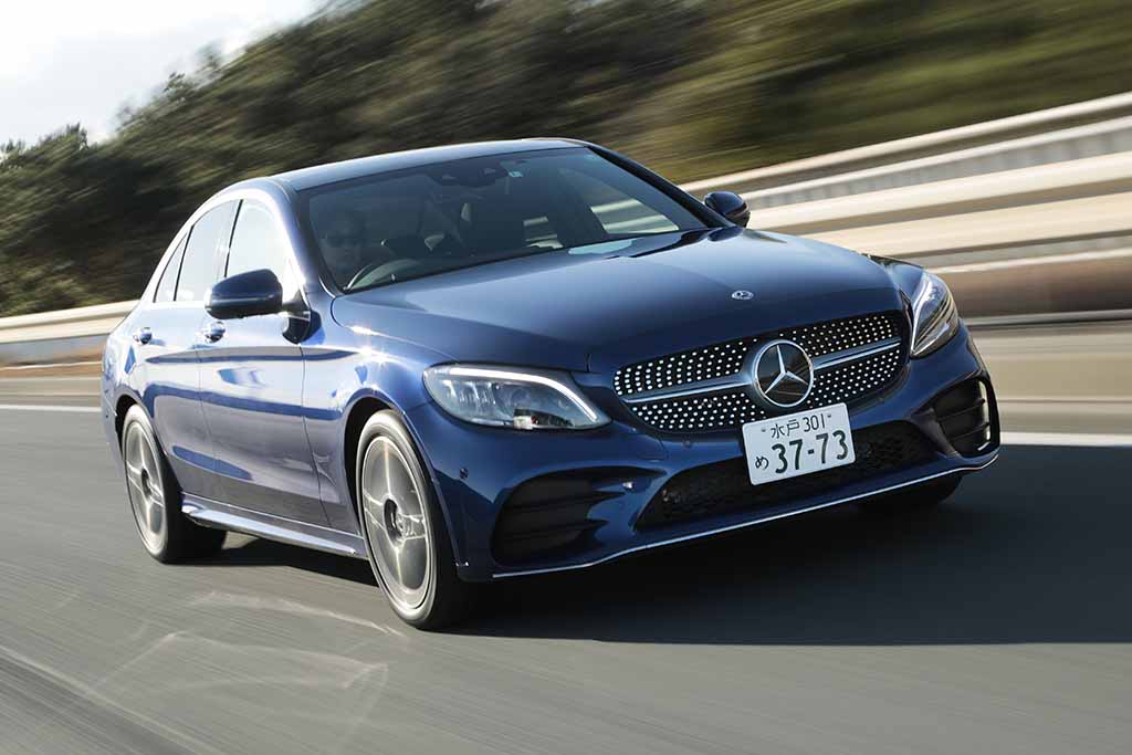 しっとりとした乗り心地に癒やされる メルセデス ベンツc0ローレウスエディション Jaia輸入車試乗会 Le Volant Carsmeet Web 自動車情報サイト 新車 中古車 Carview