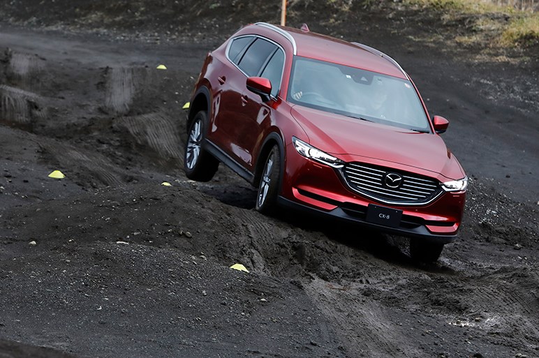 マツダ Cx 30 Cx 5 Cx 8でマッドなオフロードコースへ 乗用車向けawdの進化を実感 Carview 自動車情報サイト 新車 中古車 Carview