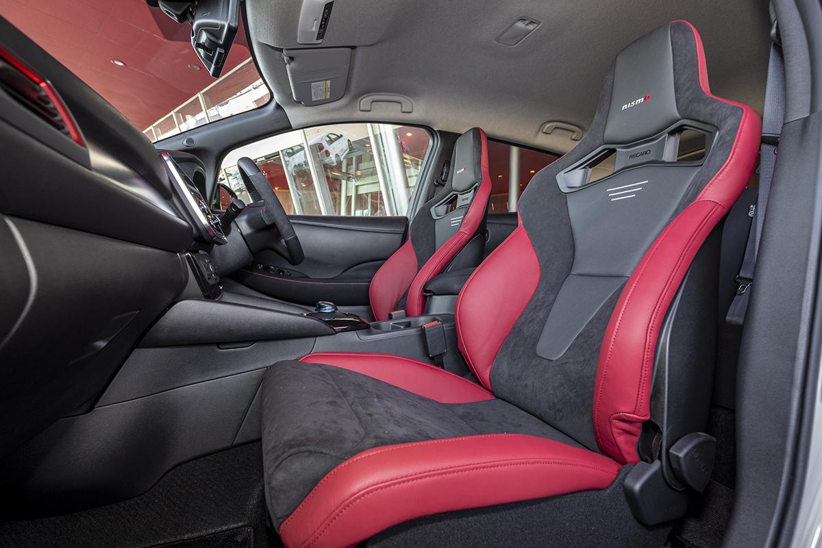 試乗 ハンドリング性能が大幅向上 日産リーフnismoが年モデルに進化 Web Cartop 自動車情報サイト 新車 中古車 Carview