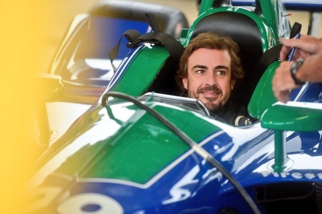 アロンソ 18年初のインディカーテストを完了 ロードコースでの走行に大満足 Autosport Web 自動車情報サイト 新車 中古車 Carview
