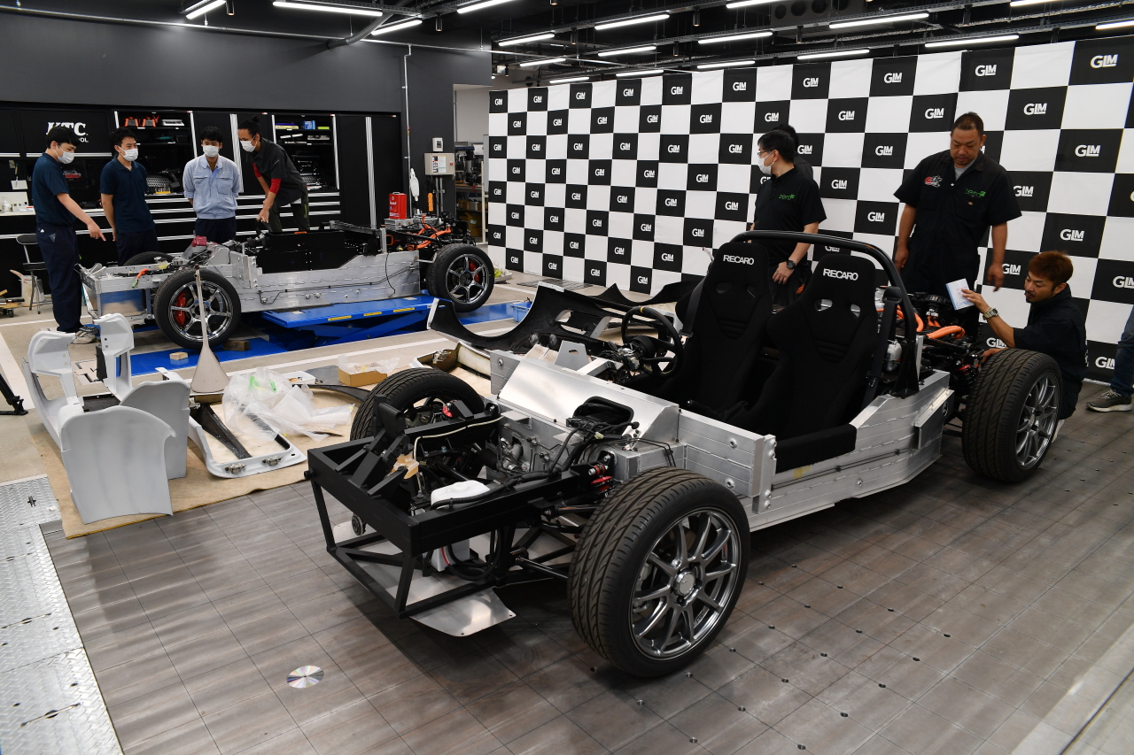 世界一過酷な公道レース パイクスピーク 日本人参戦車両のnewマシン Ev化トミーカイラzz 最新情報 Auto Messe Web 自動車情報サイト 新車 中古車 Carview