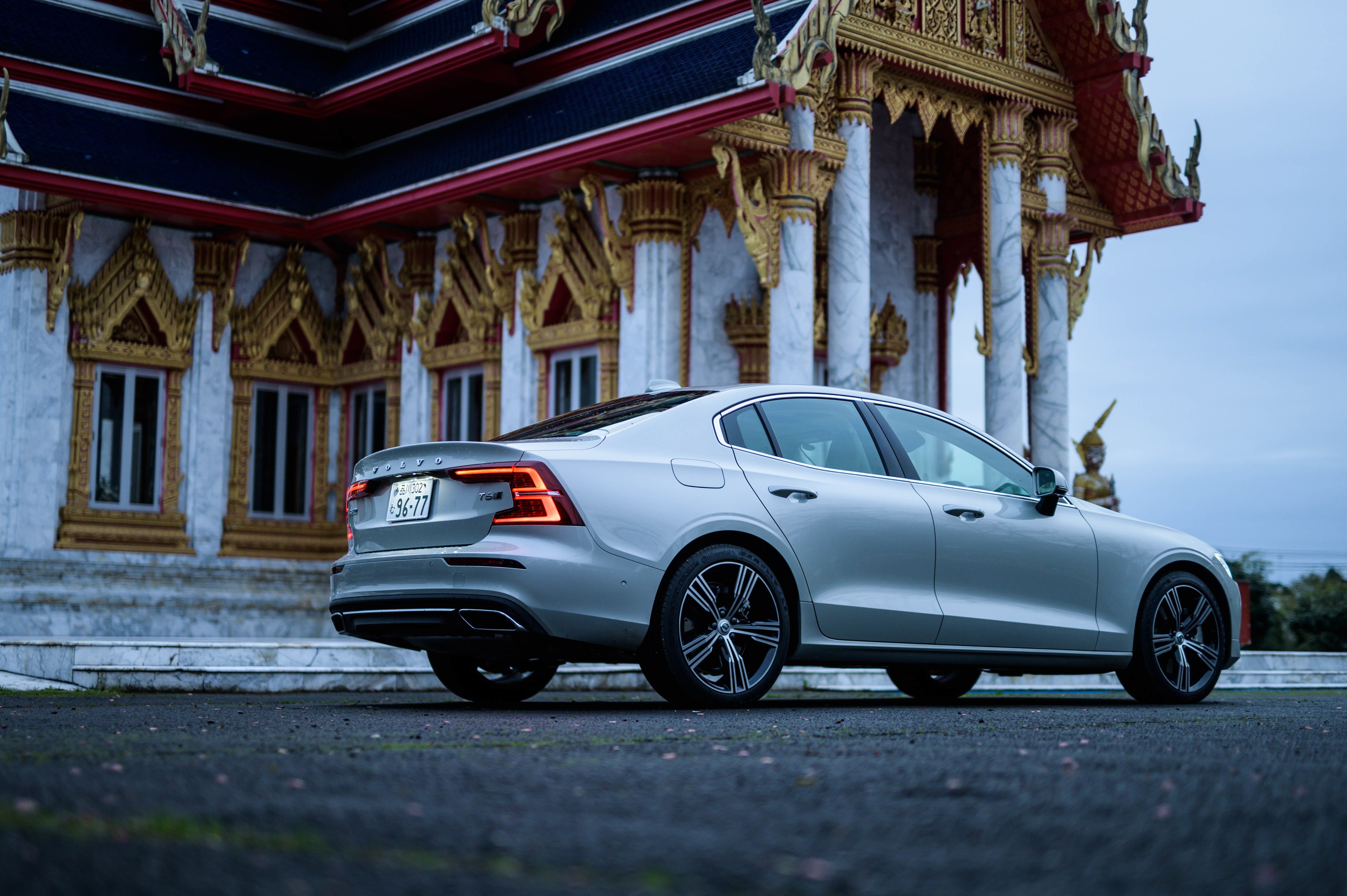 ボルボのセダンは電気で変わる 新型s60 T6 ツインエンジン Awd試乗記 Gq Japan 自動車情報サイト 新車 中古車 Carview