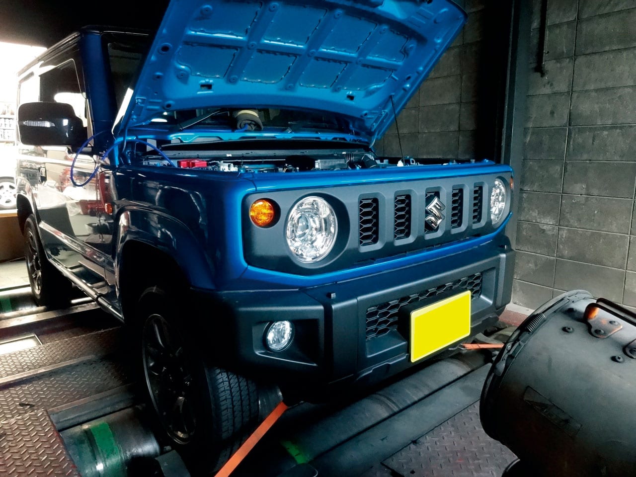 ジムニー jb64 新車外し 純正インタークーラー ジムニー jb64 新車外し 純正インタークーラー スズキ(純正