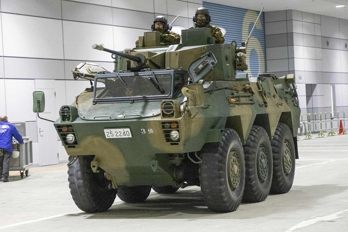 陸上自衛隊員に聞いた 戦車 に乗るための過程と必要な運転免許は Auto Messe Web 自動車情報サイト 新車 中古車 Carview