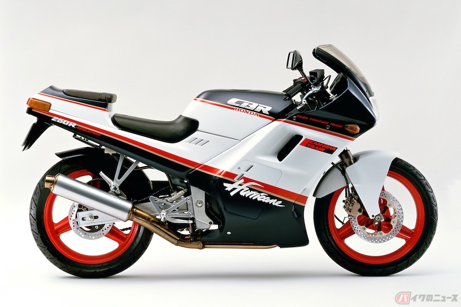 近未来的なフルカバード デザインを採用したホンダのスーパースポーツバイクcbrシリーズ バイクのニュース の写真 自動車情報サイト 新車 中古車 Carview