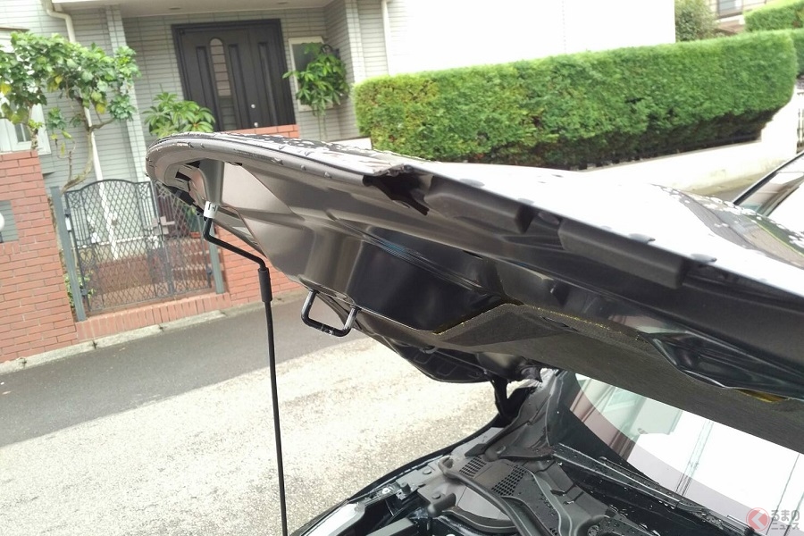 上から落とすか 下げてから押すか ボンネットの正しい閉め方はどっち くるまのニュース 自動車情報サイト 新車 中古車 Carview