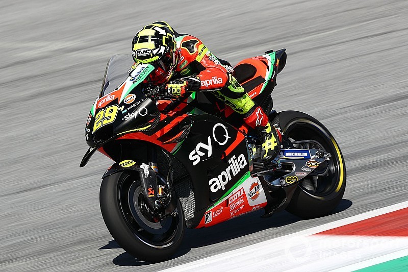 Motogp 残された 唯一の 優遇 シーズン中のエンジン開発規制撤廃にアプリリアが反対 Motorsport Com 日本版 自動車情報サイト 新車 中古車 Carview
