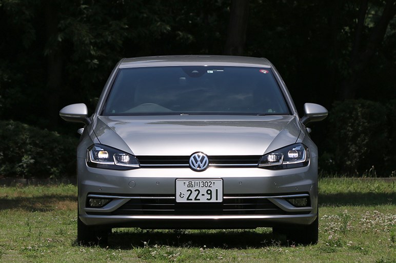 モデルチェンジ間近の完熟ゴルフに試乗 究極の普通が平凡な日常を変えてくれる Carview 自動車情報サイト 新車 中古車 Carview