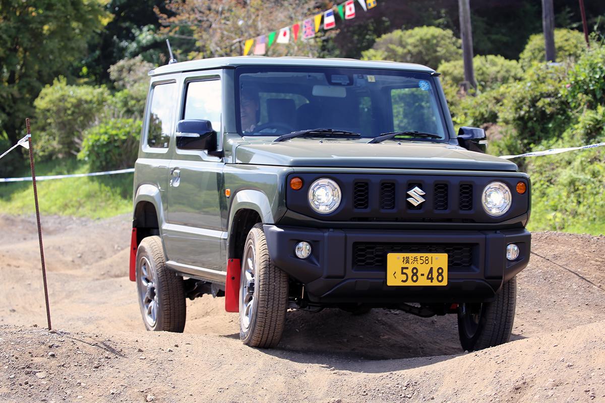 義務化で話題のタイヤチェーン 駆動輪に装着が基本だが4wd車は前輪後輪どっちに着ける Web Cartop 自動車情報サイト 新車 中古車 Carview