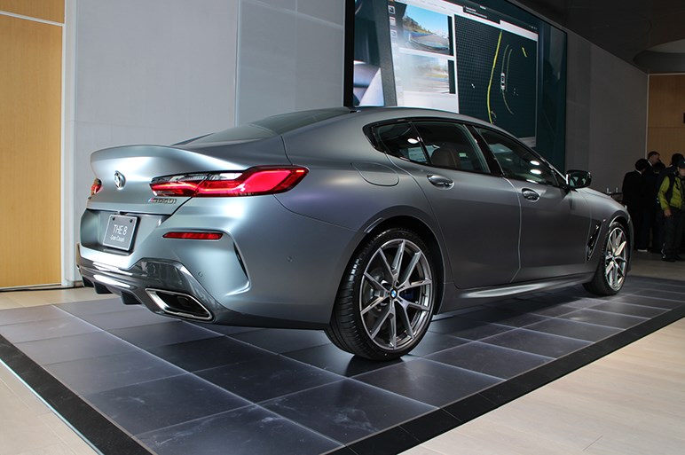 Bmw 4ドアの8シリーズグランクーペを発売 ホイールベース拡大で広い室内に Carview の写真 3ページ目 自動車情報サイト 新車 中古車 Carview