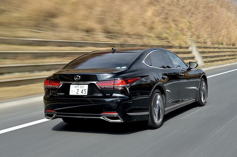 セルシオ的な価値観と袂を分けた新型lsは大いなる可能性を秘めている Carview 自動車情報サイト 新車 中古車 Carview