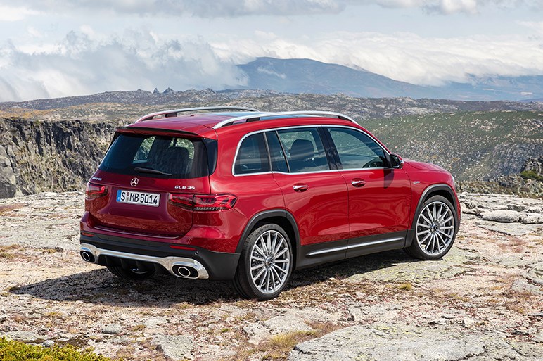 メルセデス 新型コンパクトsuv Glb に306馬力の高性能版 本国で Glb35 4matic が発表 Carview 自動車情報サイト 新車 中古車 Carview