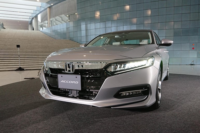 アコードを復活させたホンダはインサイトやクラリティの低迷を挽回できるか Carview 自動車情報サイト 新車 中古車 Carview
