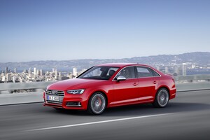 アウディ、A4高性能版のS4を披露