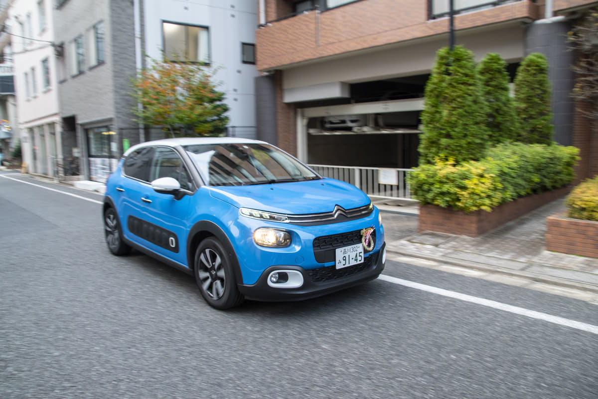 クルマの お正月飾り を見かけなくなった理由は 飾り始めるタイミングにも要注意 Auto Messe Web 自動車情報サイト 新車 中古車 Carview