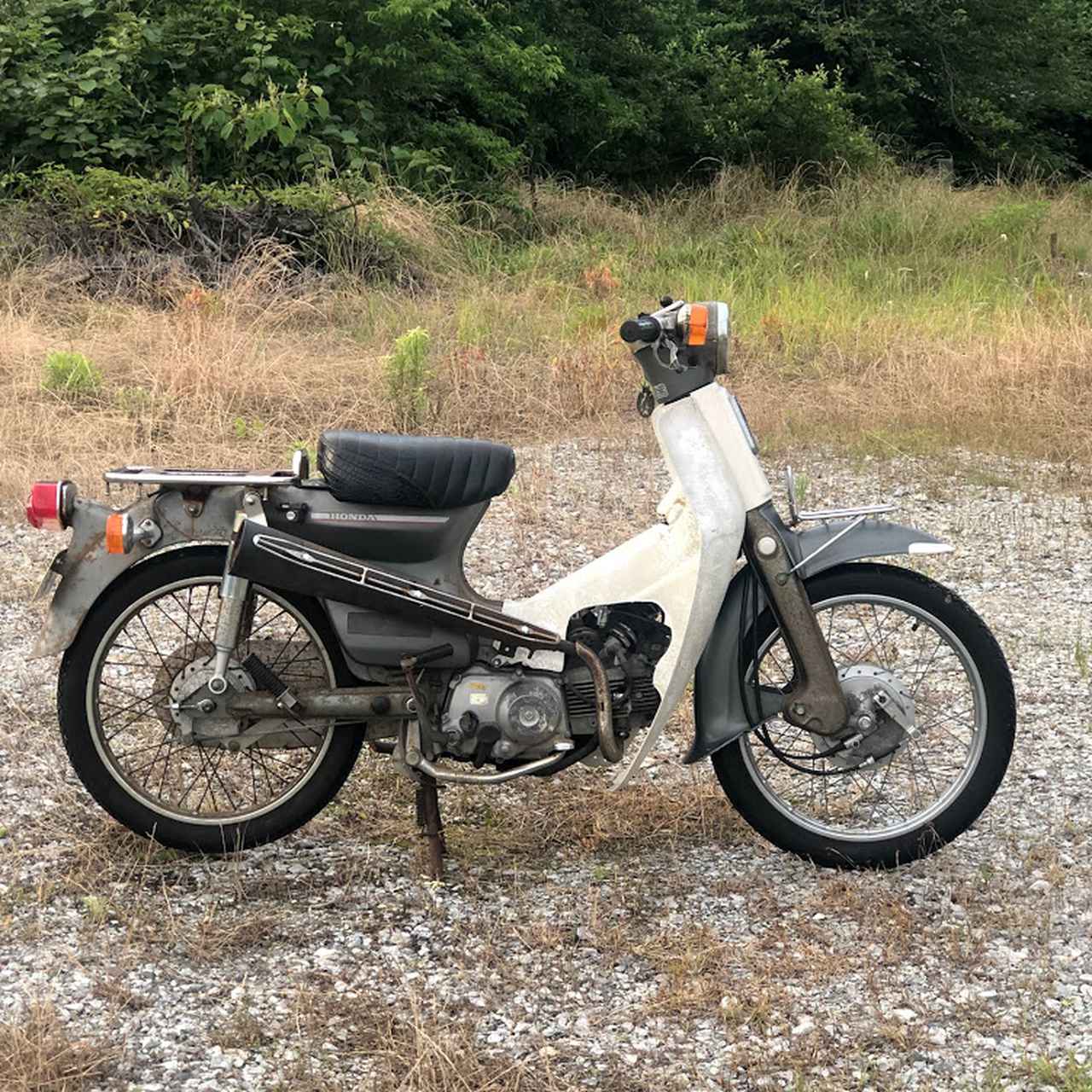 カブだけど カブだから ホンダsuper Cub90を林道仕様にするのだ 若林浩志のスーパー カブカブ ダイアリーズ Vol 10 Webオートバイ 自動車情報サイト 新車 中古車 Carview